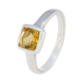 Tereza Graceful Yellow Solitaire Ring